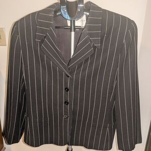 Casual Corner Size 10 Vintage Charcoal Striped Single Breast Button Up Blazer